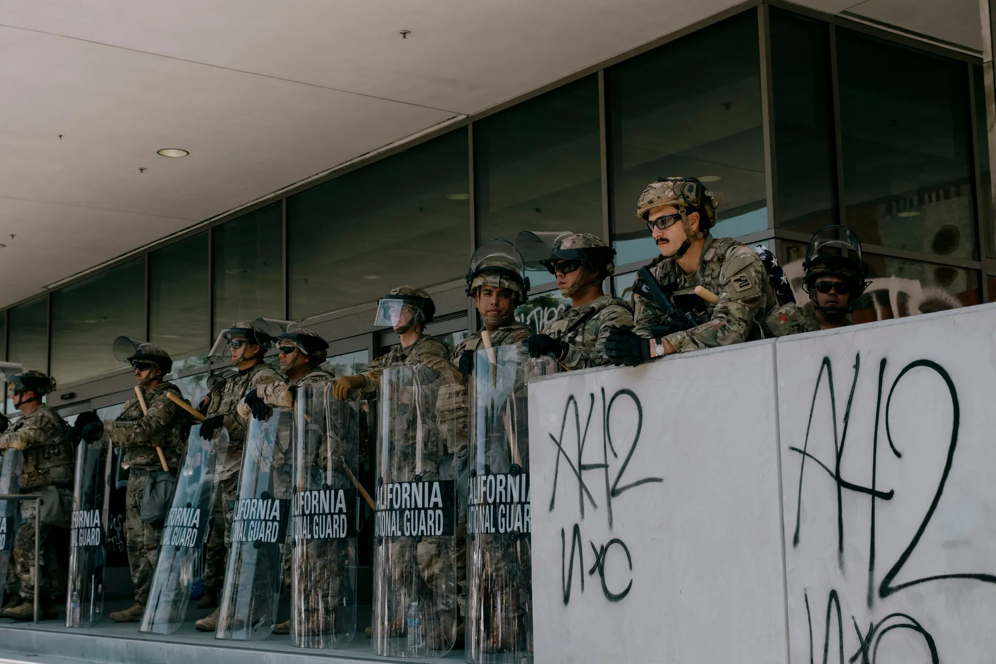 Суд проти армії: як Трамп використовує Нацгвардію у політичній війні